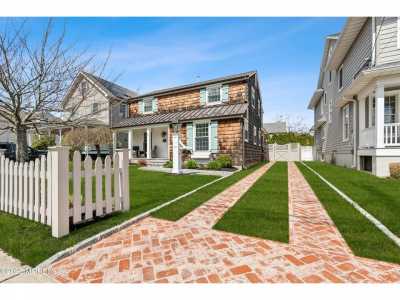 Home For Rent in Bay Head, New Jersey