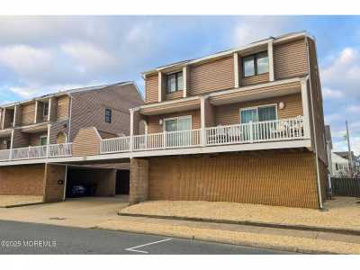 Home For Sale in Seaside Heights, New Jersey