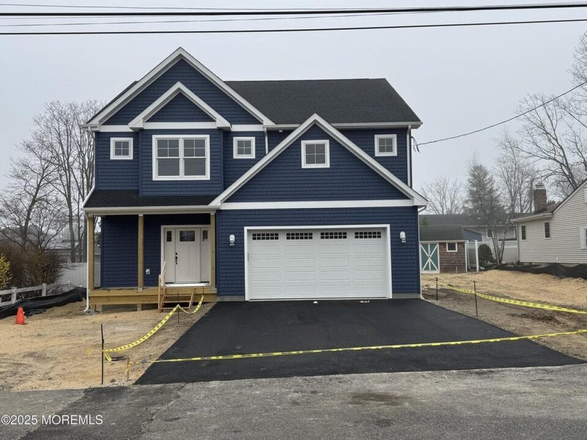 Picture of Home For Sale in Brick, New Jersey, United States