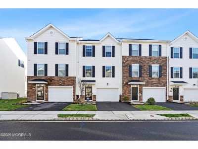 Home For Sale in Brick, New Jersey