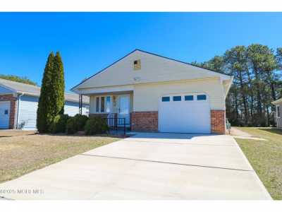 Home For Sale in Toms River, New Jersey