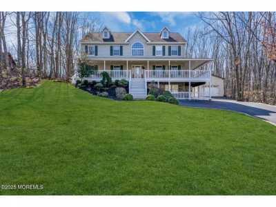 Home For Sale in Jackson, New Jersey