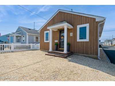 Home For Sale in Lavallette, New Jersey