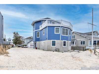 Home For Rent in Ocean Gate, New Jersey