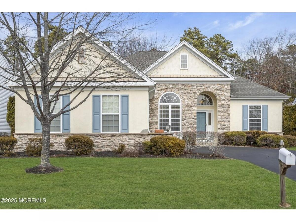 Picture of Home For Sale in Barnegat, New Jersey, United States