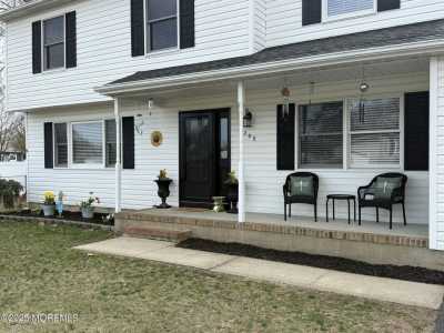 Home For Sale in Brick, New Jersey