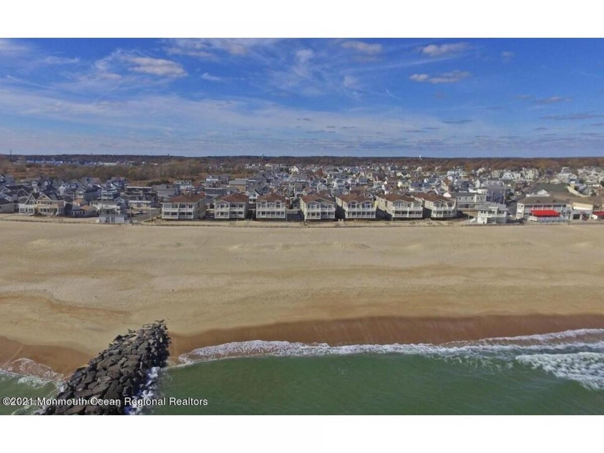 Picture of Home For Rent in Manasquan, New Jersey, United States