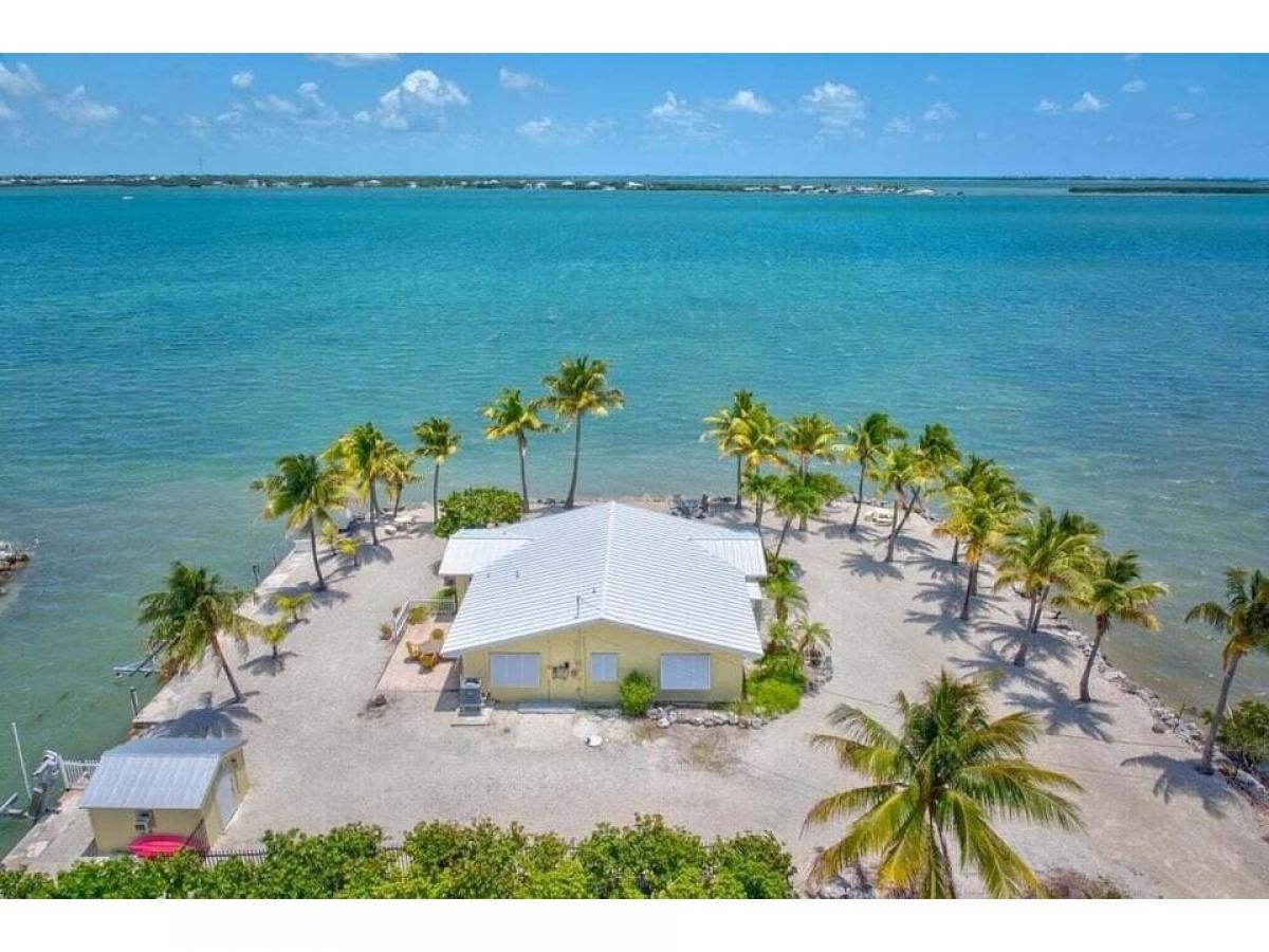 Picture of Home For Sale in Little Torch Key, Florida, United States