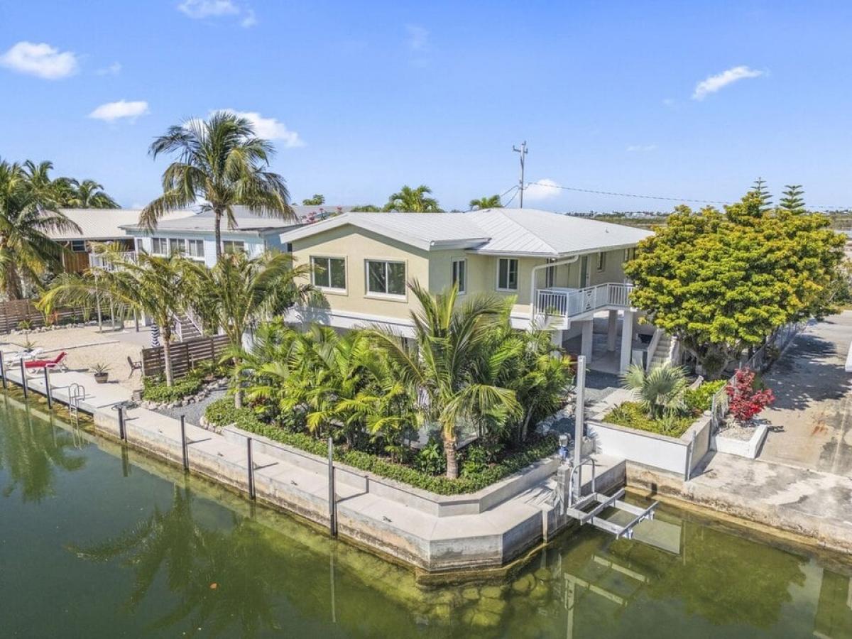 Picture of Home For Sale in Little Torch Key, Florida, United States