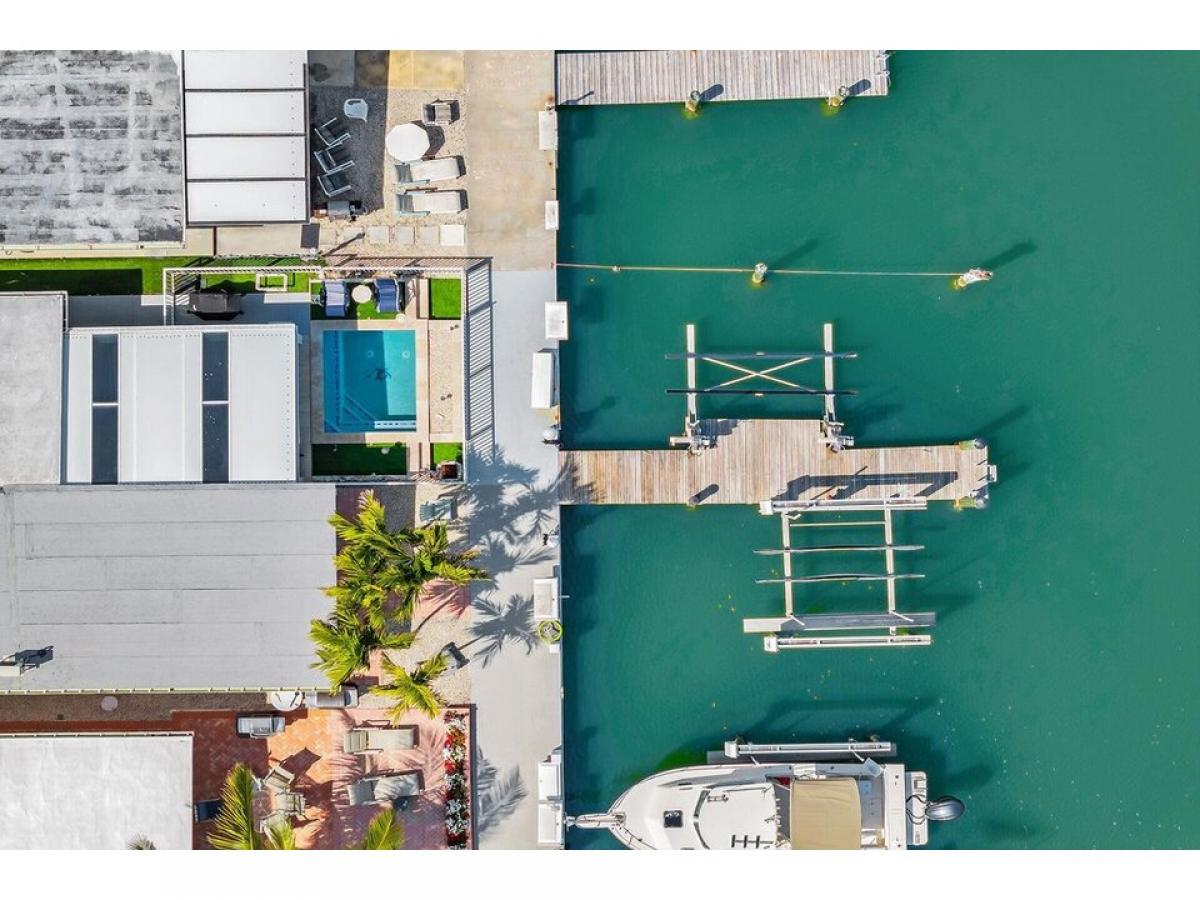 Picture of Home For Sale in Key Colony, Florida, United States