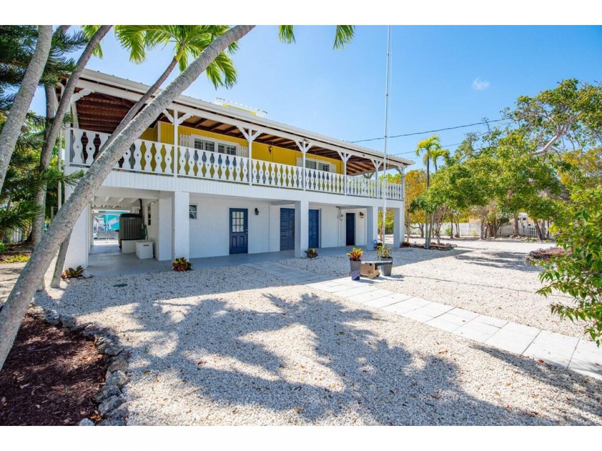 Picture of Home For Sale in Big Pine Key, Florida, United States