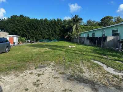 Residential Land For Sale in Marathon, Florida
