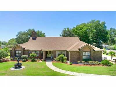 Home For Sale in Debary, Florida