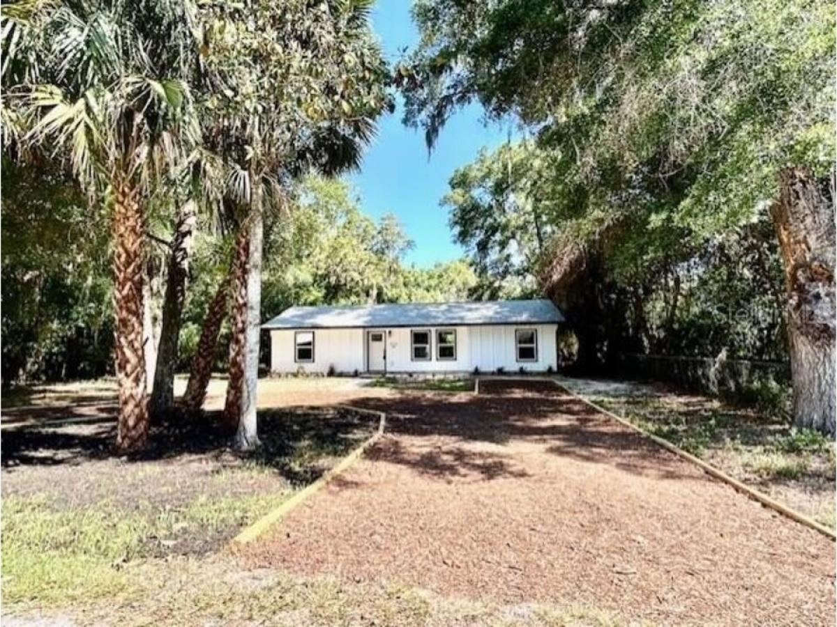 Picture of Home For Sale in De Leon Springs, Florida, United States