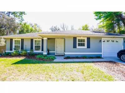 Home For Sale in Orange City, Florida