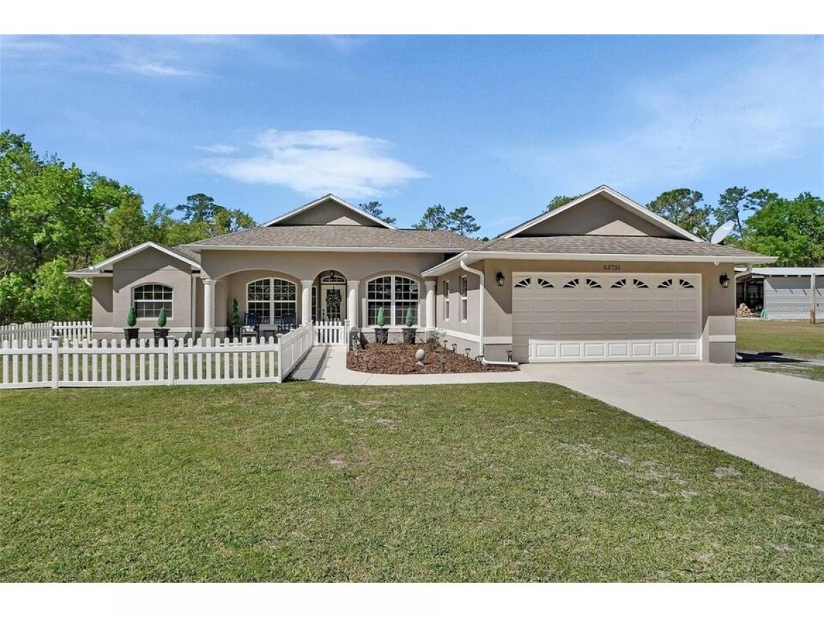 Picture of Home For Sale in Astor, Florida, United States