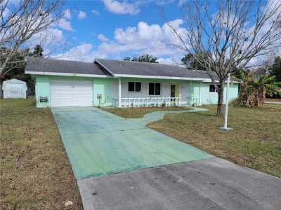 Home For Sale in Orange City, Florida
