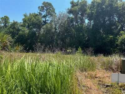 Residential Land For Sale in Crescent City, Florida