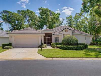 Home For Sale in Plant City, Florida
