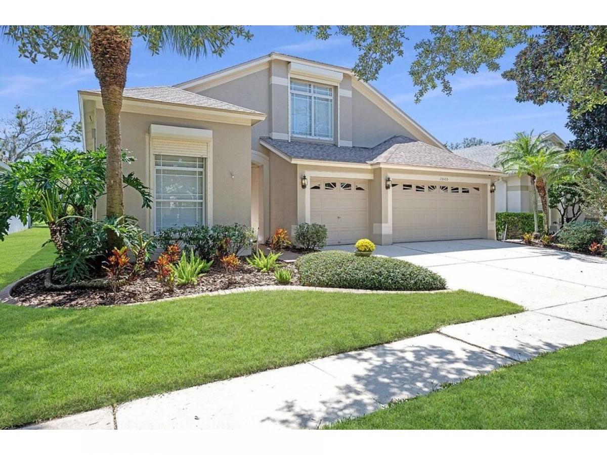 Picture of Home For Sale in Lithia, Florida, United States