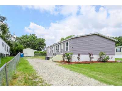 Home For Sale in Polk City, Florida