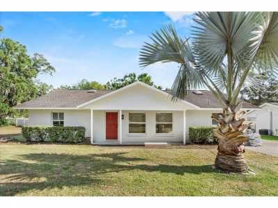 Home For Sale in Plant City, Florida