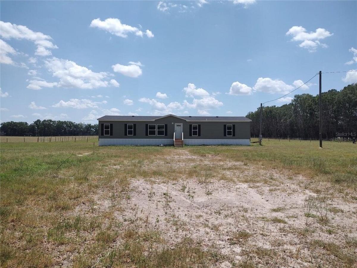 Picture of Home For Sale in Newberry, Florida, United States