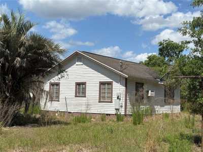 Home For Sale in Silver Springs, Florida