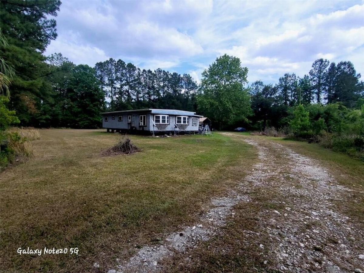 Picture of Home For Sale in Citra, Florida, United States