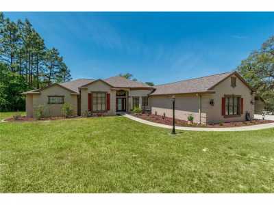 Home For Sale in Beverly Hills, Florida