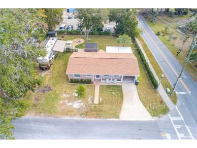 Home For Sale in Crystal River, Florida