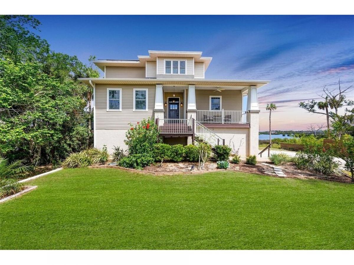 Picture of Home For Sale in Crystal River, Florida, United States