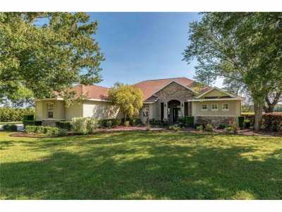Home For Sale in Morriston, Florida
