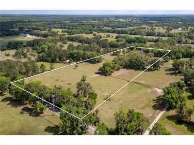 Residential Land For Sale in Reddick, Florida