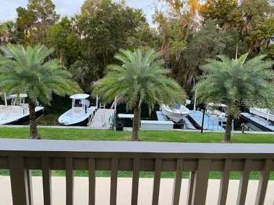 Home For Sale in Crystal River, Florida