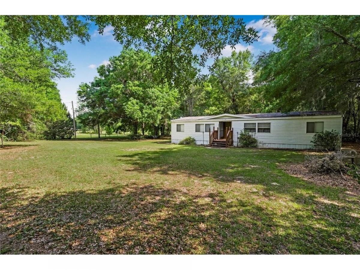 Picture of Home For Sale in Anthony, Florida, United States