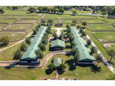 Home For Sale in Citra, Florida