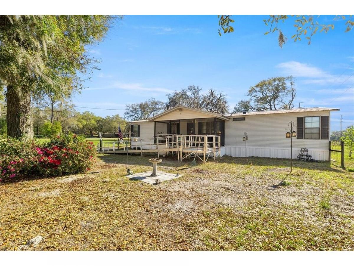 Picture of Home For Sale in Williston, Florida, United States