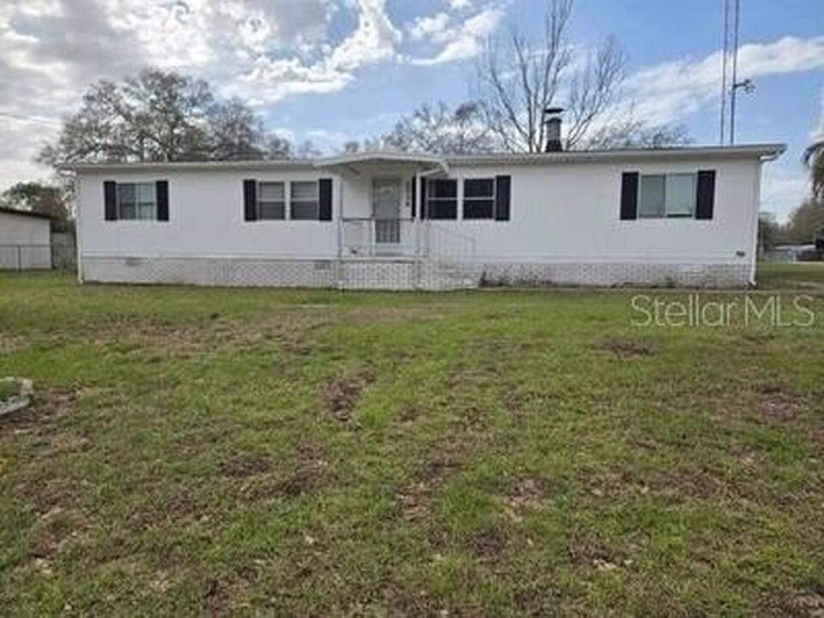 Picture of Home For Sale in Ocklawaha, Florida, United States