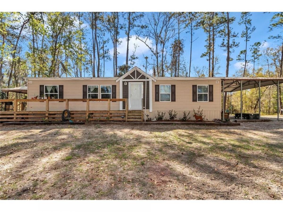 Picture of Home For Sale in Hawthorne, Florida, United States