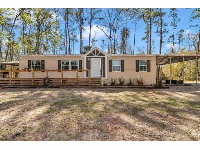 Home For Sale in Hawthorne, Florida