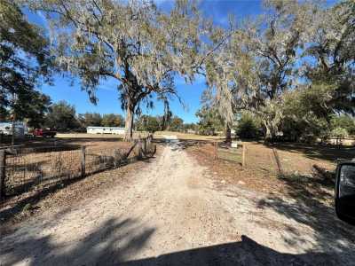 Home For Sale in Citra, Florida