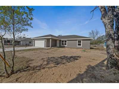 Home For Sale in Summerfield, Florida