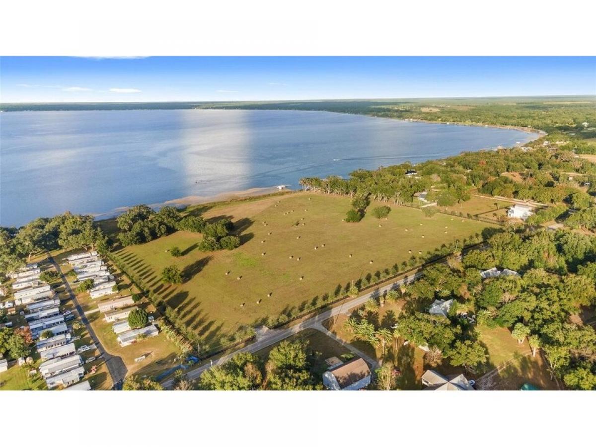 Picture of Residential Land For Sale in Weirsdale, Florida, United States