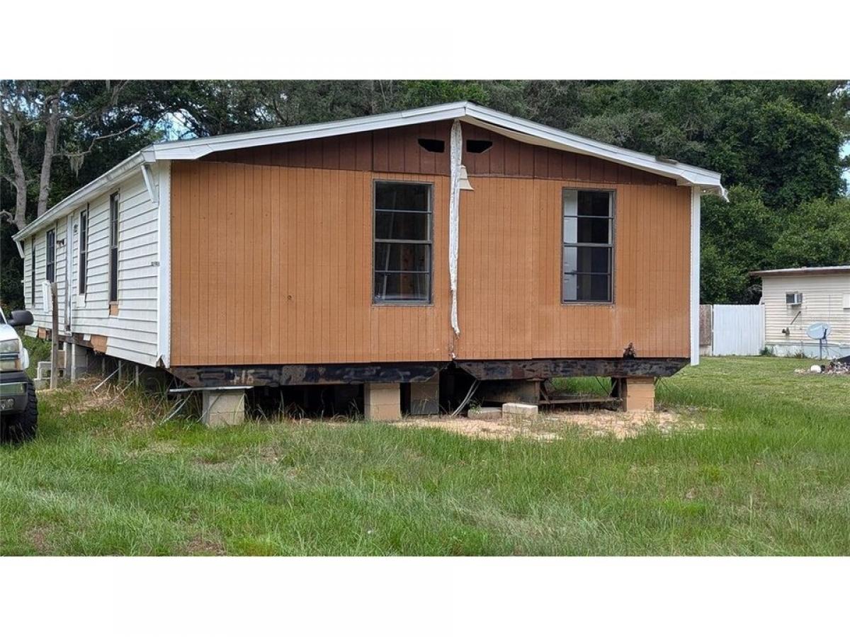 Picture of Home For Sale in Ocklawaha, Florida, United States