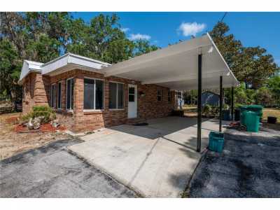 Home For Sale in Lady Lake, Florida