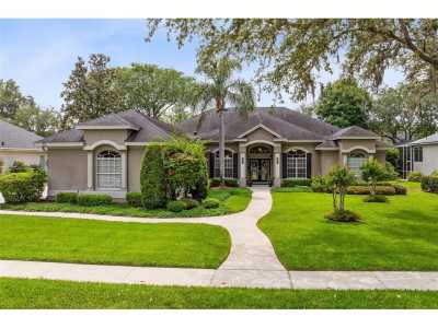 Home For Sale in Winter Springs, Florida