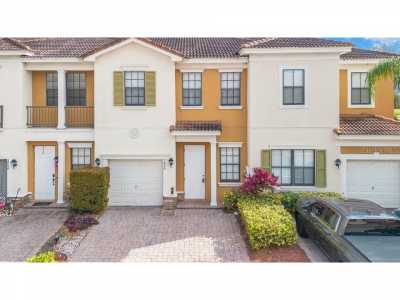Home For Rent in Saint Cloud, Florida