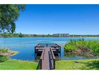 Home For Sale in Maitland, Florida