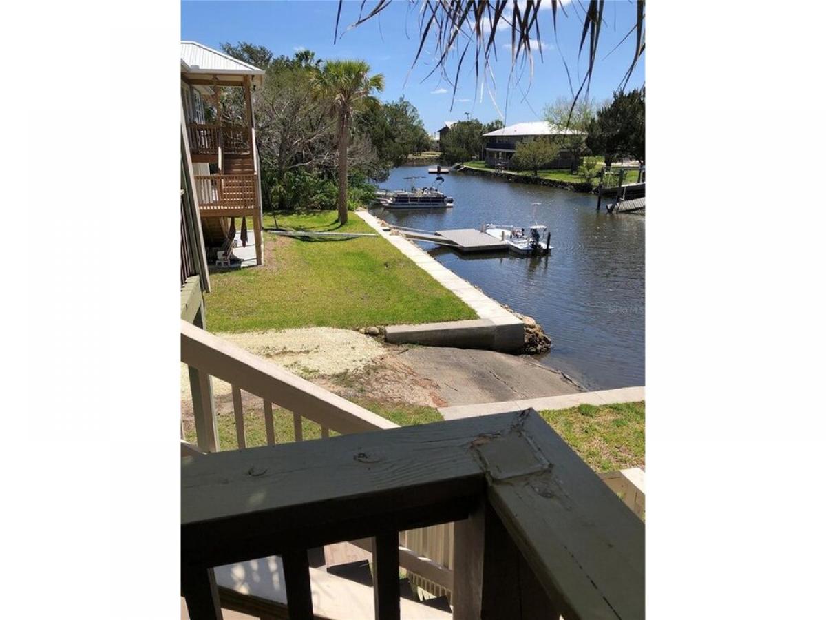 Picture of Home For Sale in Crystal River, Florida, United States